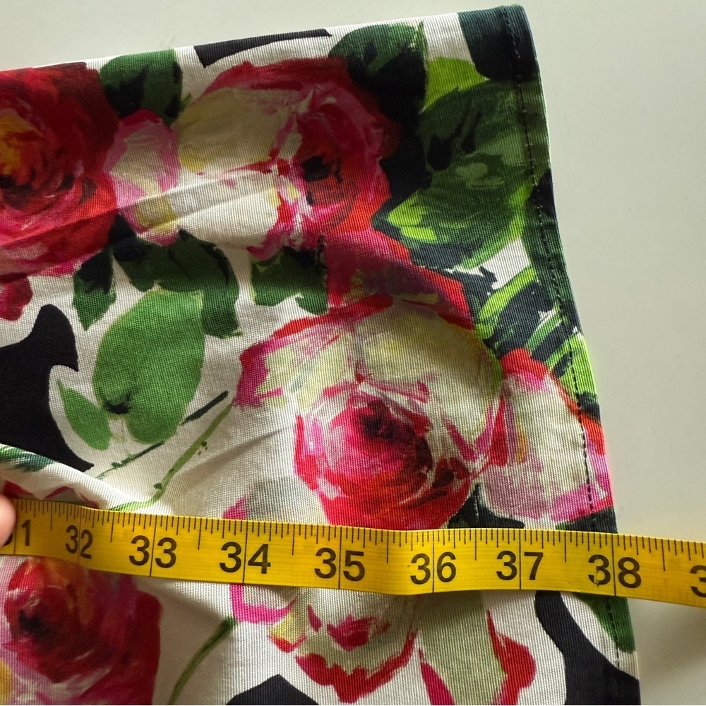 Carolina Herrera Black Midi Dress with Floral Design - Picture 16 of 16